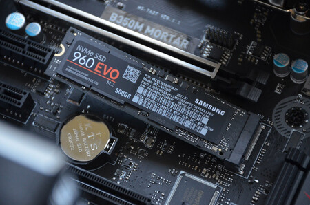 Windows 10 comenzará a monitorizar la salud de los SSD NVMe para detectar fallos de hardware