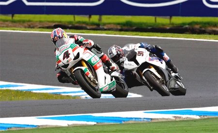 Rea se sobrepuso a su muñeca para luchar con los favoritos