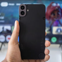 Con un llamativo diseño y por menos de 130 euros: este el móvil perfecto para quienes no quieren gastar mucho en un smartphone