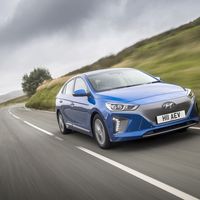 El Hyundai IONIQ aumentará su autonomía por encima de los 320 kilómetros en 2018 