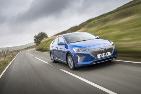El Hyundai IONIQ aumentará su autonomía por encima de los 320 kilómetros en 2018