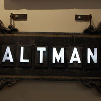 Qué quería decir realmente Sam Altman cuando dejó caer que los seres humanos también consumíamos mucha agua