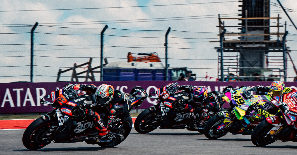 Le problème, c'est qu'en MotoGP, cela prend une autre dimension, et c'est un problème évident : les chutes sont beaucoup plus fréquentes et violentes pour des raisons évidentes (puissance, vitesse, etc.).