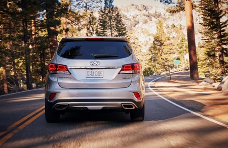 Hyundai Santa Fe 2018 6