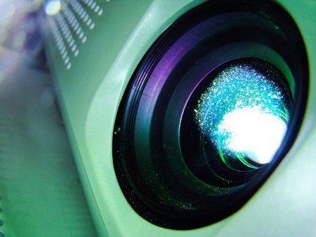 Cuatro consejos para elegir un proyector en la empresa