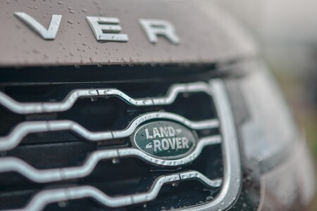 Land Rover Logo