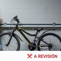 La DGT nos recuerda cómo llevar a los niños en bicicleta y otras 15 normas que un ciclista debe conocer para evitar multas