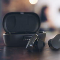 Se escuchan de escándalo y reducen muy bien el ruido: los auriculares Bose bajan su precio un 40% 