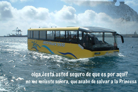 Conductor de autobús suspendido por jugar a videojuegos... ¡mientras conducía!
