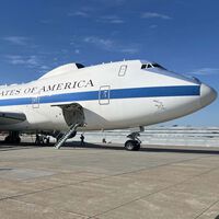Expertos aeronáuticos revelan el secreto del "Doomsday Plane": el avión analógico más resistente del Pentágono diseñado para sobrevivir a un ataque nuclear