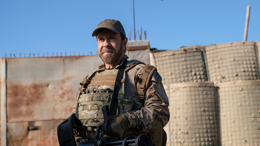 El que será tu placer culpable de ciencia ficción de este año tiene a Chuck Norris pateando culos de aliens. Así es el tráiler de Agent Recon con el héroe de acción . Noticias en tiempo real
