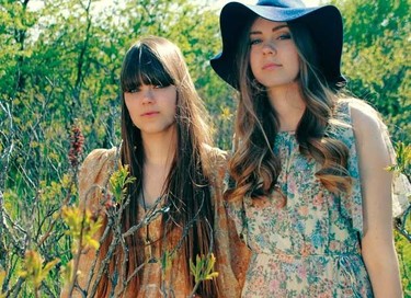 First Aid Kit y su Stay Gold siguen dando de sí en el nuevo año con el vídeo de 'Master Pretender'