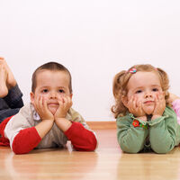 Niños que se aburren en vacaciones: cómo sacar provecho de ese aburrimiento y aprender de él