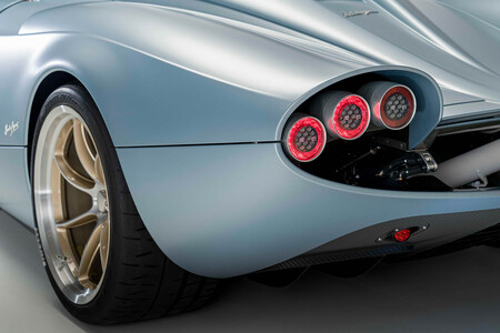 Pagani Huayra Codalunga