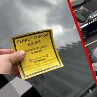 “Aparcas como un gilipollas”. Las pegatinas imposibles de quitar que están triunfando contra los que no saben dejar su coche entre las cuatro líneas 