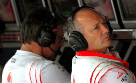 Ron Dennis, ¿apartado de McLaren para el Gran Premio de Australia?