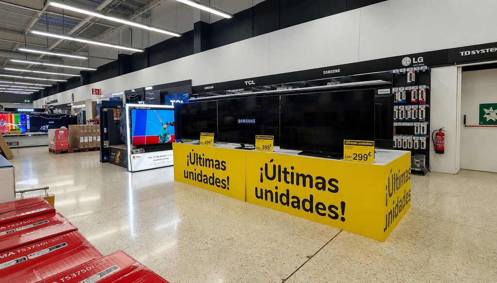 Una tele Samsung QLED de 75 pulgadas por solo 349 euros y LG OLED a mitad de...