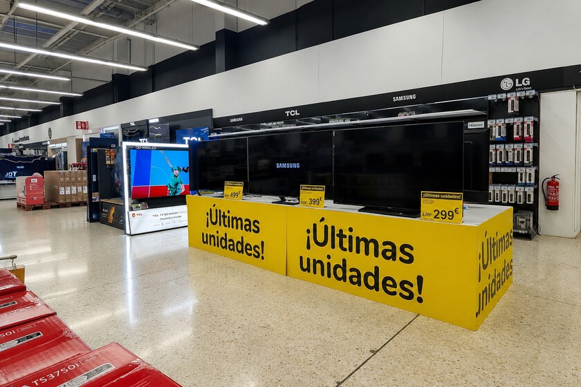 Una tele Samsung QLED de 75 pulgadas por solo 349 euros y LG OLED a mitad de precio: OutletPC liquida su stock