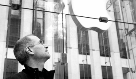 Apple homenajea a Steve Jobs con una carta de Tim Cook y un vídeo en la web oficial de la compañía