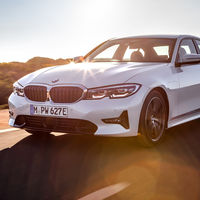 El nuevo BMW 330e híbrido enchufable llega en verano con 60 kilómetros de autonomía eléctrica