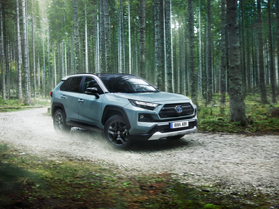 Toyota RAV4 Adventure, el todocaminos que te sacará del asfalto para siempre
