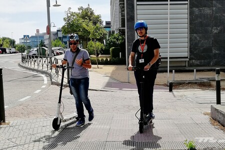 Las nuevas multas de la DGT: casco obligatorio para patinetes, infracciones que restan más puntos y otros cambios que vienen