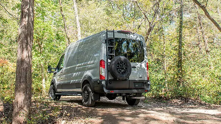 Ford Transit Trail