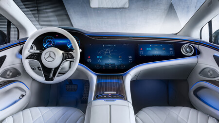 Mercedes Benz Eqs 22