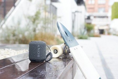 Altavoz inalámbrico Sony SRS-XB10B, con resistencia al agua, por 29,90 euros y envío gratis