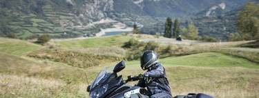 Probamos la BMW K 1600 B, la primera bagger europea con uno de los mejores culos del mercado