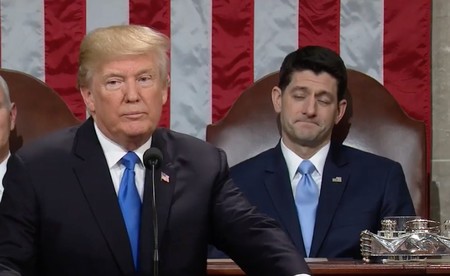 Donald Trump agradece la repatriación fiscal de Apple en su Discurso sobre el Estado de la Nación