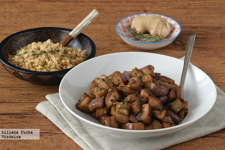 Berenjena al miso con arroz integral. Receta saludable