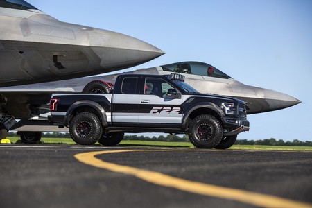 Ford F 150 F 22 Raptor 3