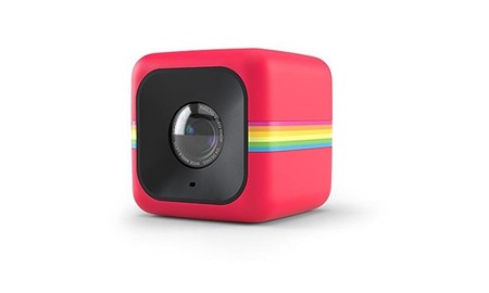 Una buena cámara de acción no tiene por qué ser una ruina: la Polaroid Cube HD cuesta 80,96 euros en Amazon