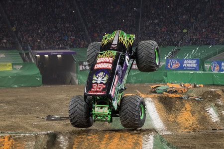 Monster Truck1