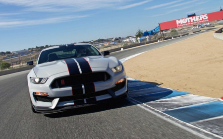 El Ford Mustang Shelby GT350R ahora ofrece plazas traseras de manera opcional