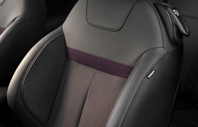 Peugeot 208 XY JBL