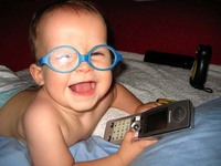 La foto de tu bebé: las gafas azules de Leo