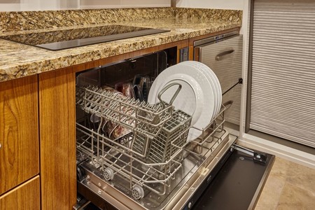 Uxv Max Globalxvehicles Ultimate Off Road Camper 3 Orig