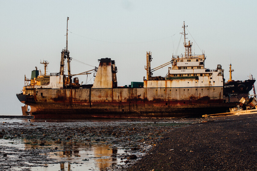 Cada vez se desguazan menos barcos petroleros, y solo hay una explicación razonable: la flota fantasma de Rusia