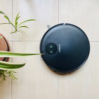 He probado el robot aspirador de Aldi que cuesta menos de 100 euros. Lo barato a veces sorprende 