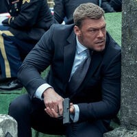 Alan Ritchson al fin ha confirmado cuándo se estrenará la Temporada 4 de Reacher y adelanta que "Nunca habíamos rodado tantas peleas"