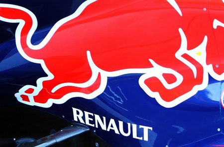 Red Bull y Renault amplían su unión hasta 2016