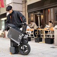 El nuevo invento japonés que tiene a medio mundo loco es una fusilada a Mazda: una moto metida en una maleta. Y ya se puede comprar 