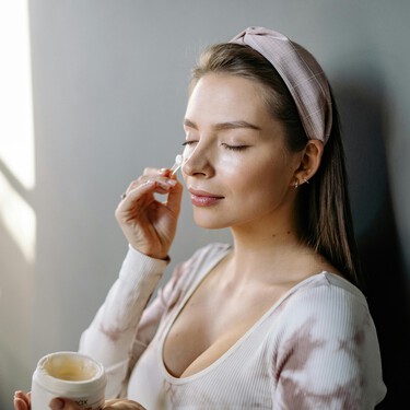 Las mejores cremas hidratantes y reparadoras para pieles resecas en otoño 2025