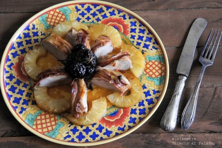 Solomillo de cerdo con ciruelas y piña. Receta