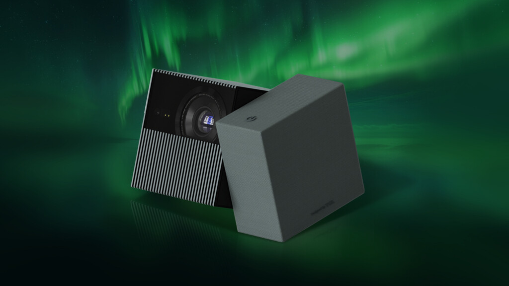 Parece sacado del futuro, pero en realidad es un proyector ultracompacto con batería para tener un pantallón en cualquier lugar