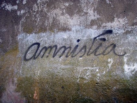 Vergonzosa y bochornosa amnistia fiscal aprobada por el Gobierno, NO a la amnistia fiscal