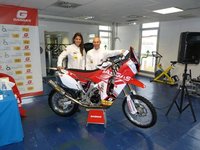 Laia Sanz, Marc Guasch y Gas Gas, preparados para el Dakar 2012