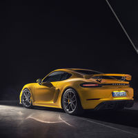 Así son los Porsche 718 Cayman GT4 y 718 Spyder: motor bóxer atmosférico, cambio manual y 420 CV